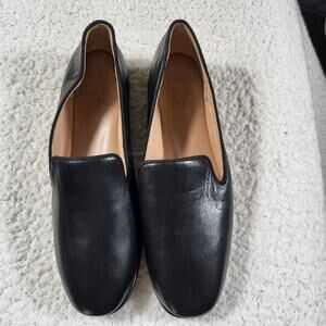 New Naturalizer black leather loafers black sz 6.5 M